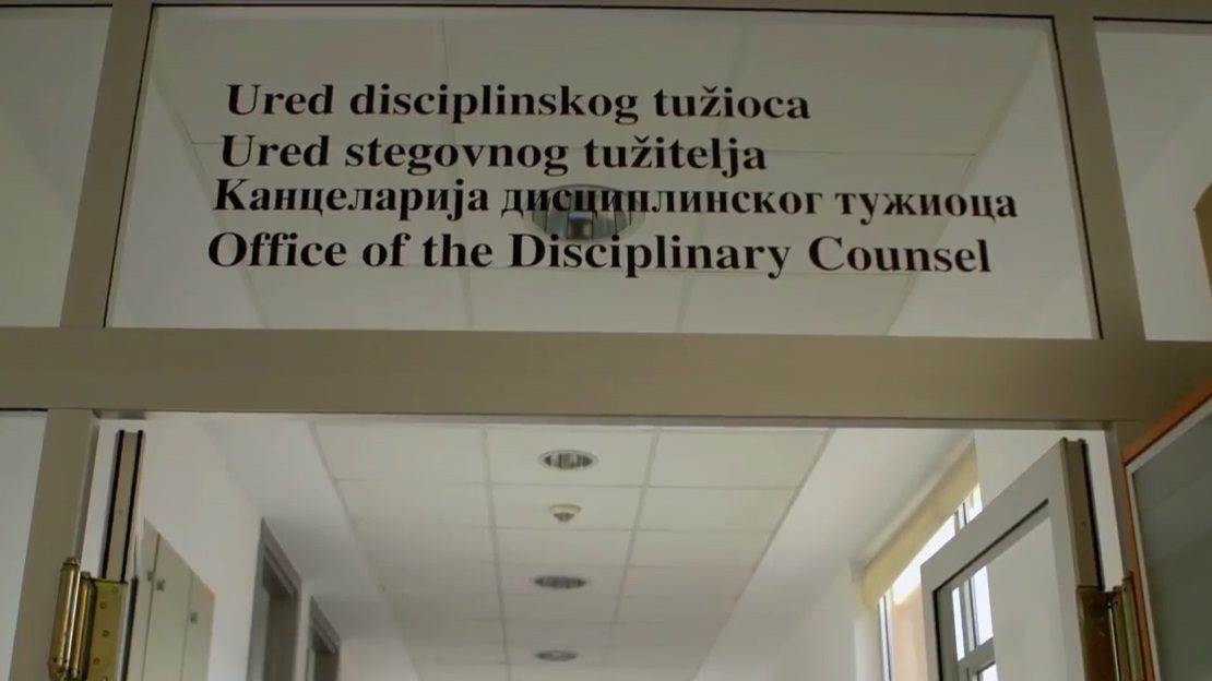 Pročitajte više o članku DEVIJANTNO PONAŠANJE: UDT VSTV-a BiH podigao disciplinsku tužbu protiv sudije Općinskog suda u Sarajevu Pavla Crnogorca!