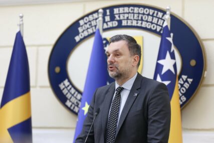 Trenutno pregledavate Narko ministar Konjaković protiv angažmana prikrivenih istražitelja koji razotkrivaju narko kartele!