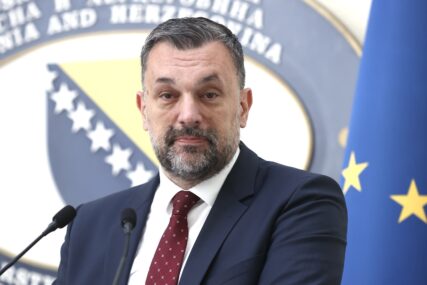 Pročitajte više o članku Elmedin Konaković je narkokartelski projekat koji narod mora prekrižiti olovkom!